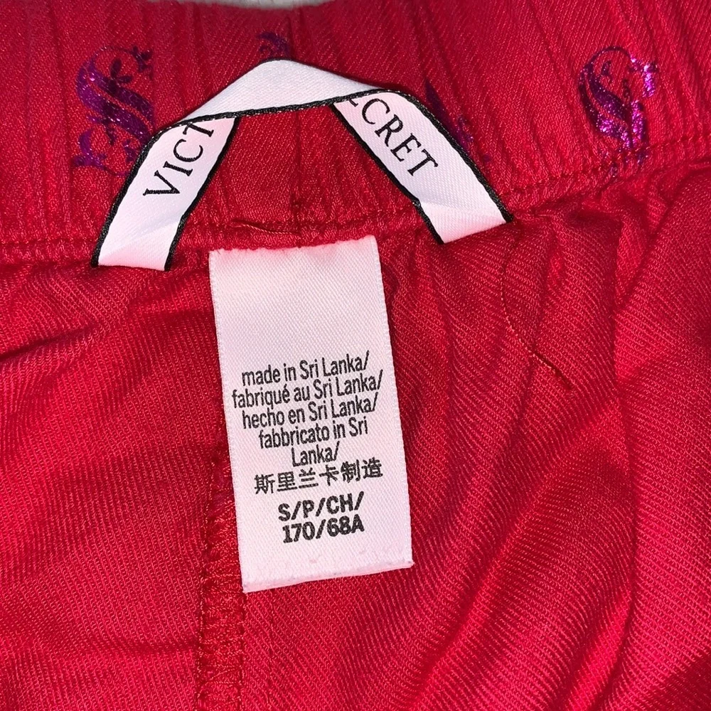 Small Victoria’s Secret Pajama shorts red pink